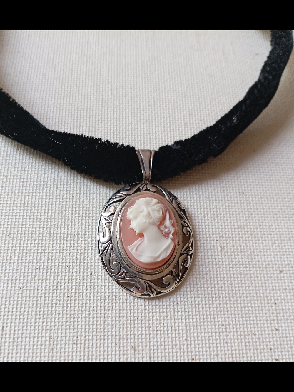 Jezlaine Sterling Silver Authentic Cameo